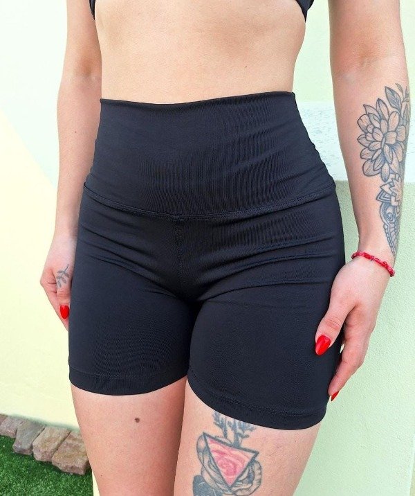 Producto - Calza Corta Lycra Negro