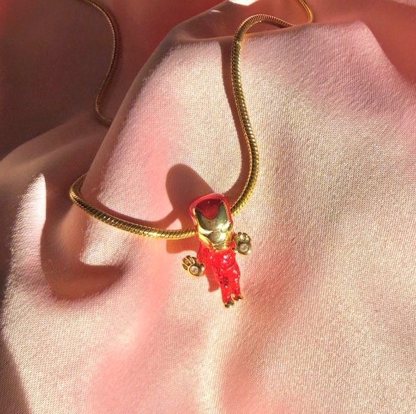 Producto - Collar Ironman-Titanio enchapado en oro 18k