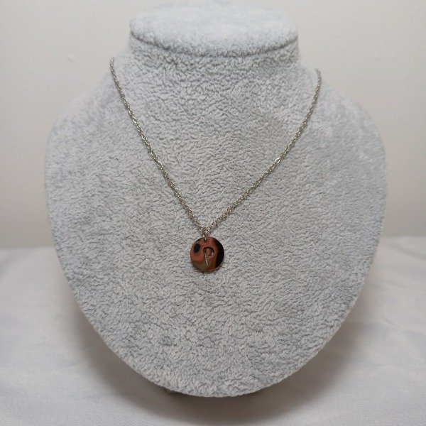 Producto - collar iniciales, R, P y S