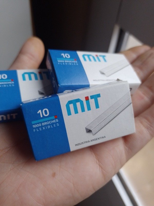 Producto - Ganchitos para abrochadora n 10/10