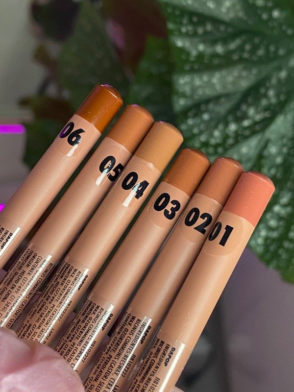 Producto - Delineador de labios dapop