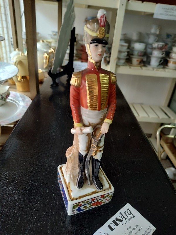 Producto - FIGURA BISCUIT SOLDADO NAPOLEÓNICO