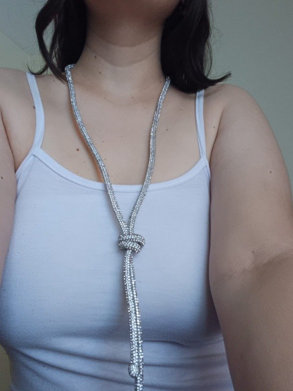 Producto - Corbatero brillo plateado