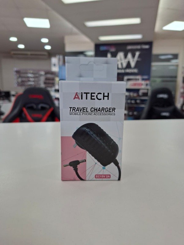 Producto - Cargador de Pared 15V 2A Aitech EC15V2A