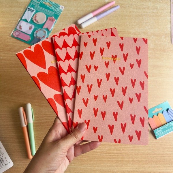Producto - Pack 3 cuadernos de corazones A5