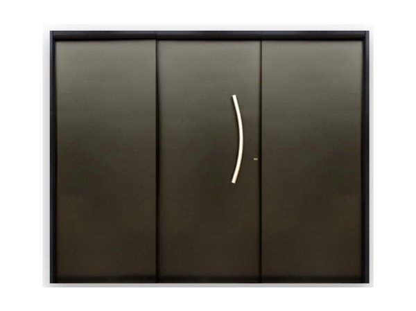 Producto - Portón de tres hojas doble chapa inyectado negro liso con barral curvo