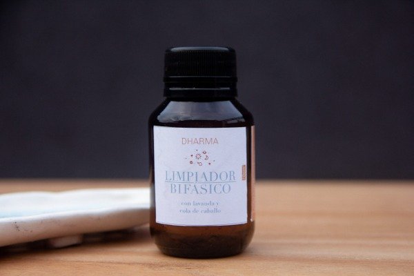Producto - Limpiador bifásico - 1