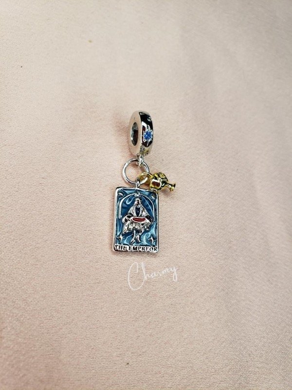 Producto - Charm El Emperador tarot