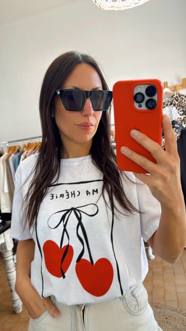 Producto - Remera corazones blanca