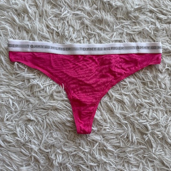 Producto - LESS TOMMY HILFIGER 16