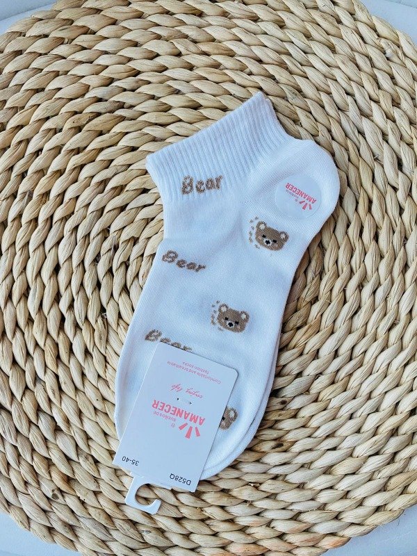 Producto - Medias blancas con ositos marrones chiquitos