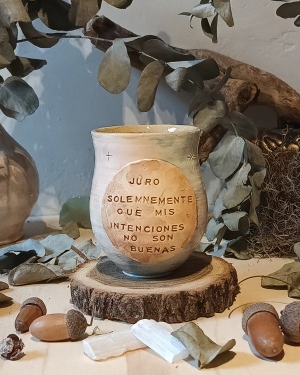 Producto - Mate Juro Solemnemente...
