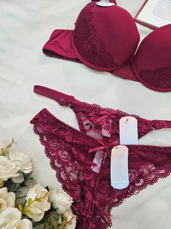 Producto - CONJUNTO IMPORTADO + 2 BOMBIS BORDO (A36 C)