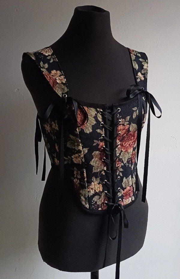Producto - Corset Black Rose