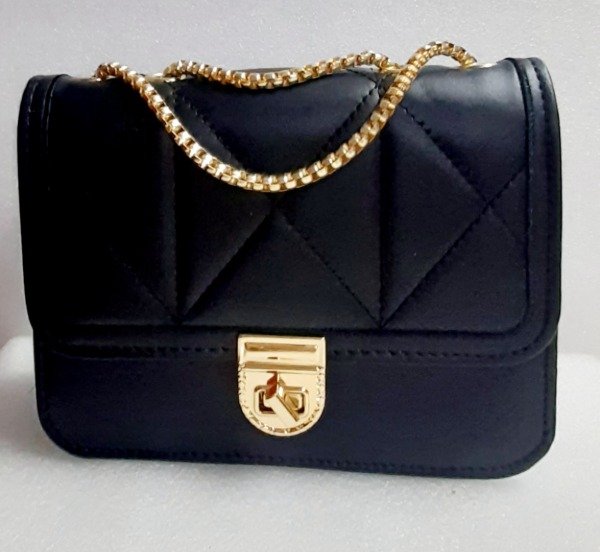 Producto - Cartera con cierre broche y cadena Q XBB04 DNB 10/25