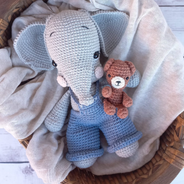 Producto - Elefantito Oliver Amigurumi