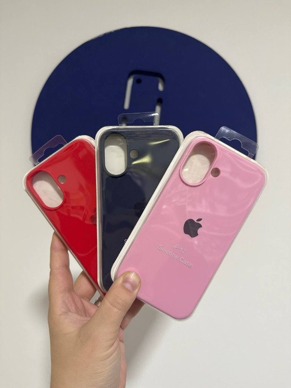 Producto - FUNDA SILICONE CASE CON LOGO IPHONE 17