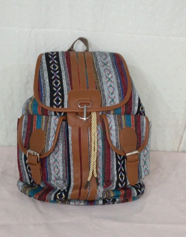 Producto - MOCHILA CON GUARDAS