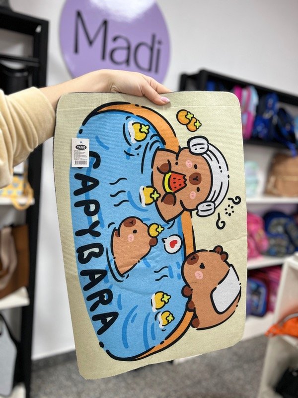 Producto - Alfombra capibara 2