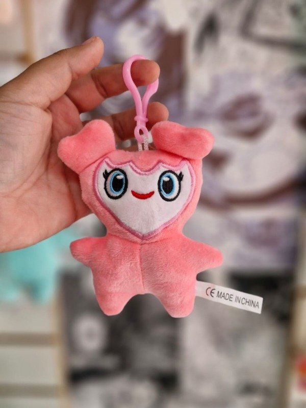 Producto - TWICE LOVELY MOVELY - LLAVERO PELUCHE ROSA MOMO