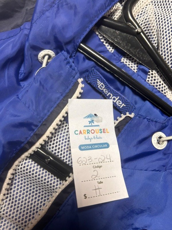 Producto - Campera rompeviento azul con capucha Bender - 3