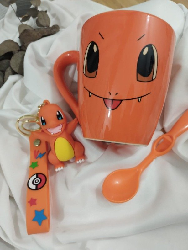 Producto - TAZA Y LLAVERO DE CHARMANDER