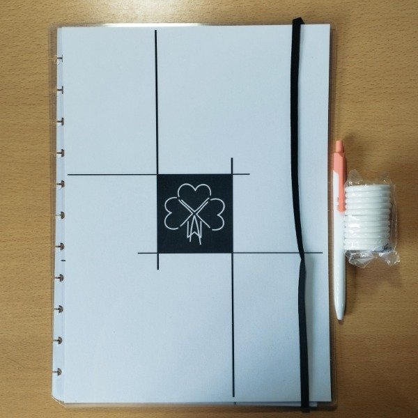 Producto - Cuaderno Minimalista A4 con Discos - 3 al cubo - 0