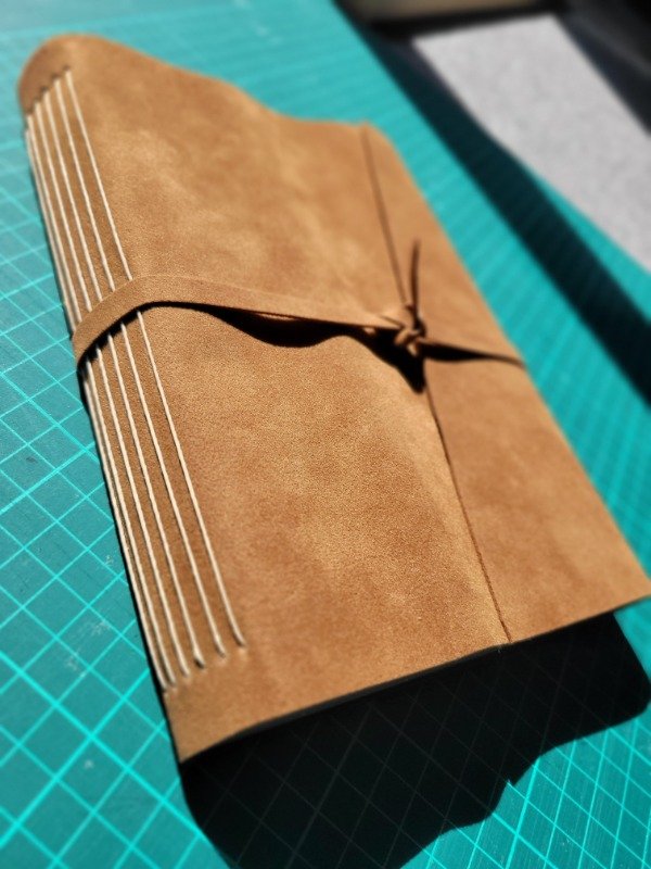 Producto - Agenda Diaria Con Costura Expuesta