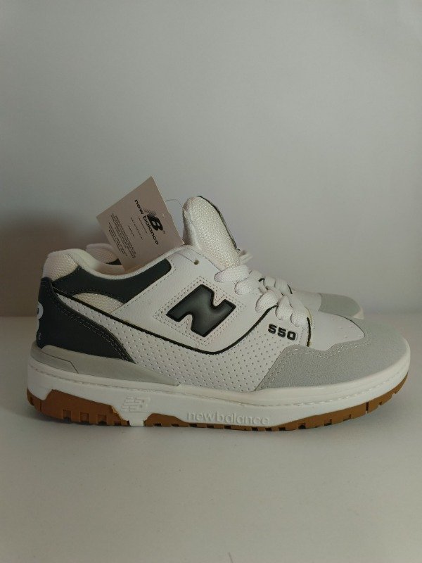Producto - NEW BALANCE 550 GRIS GRAFITO