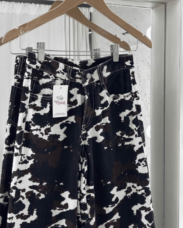 Producto - Jean Wide Leg Negro Estampa Vaca