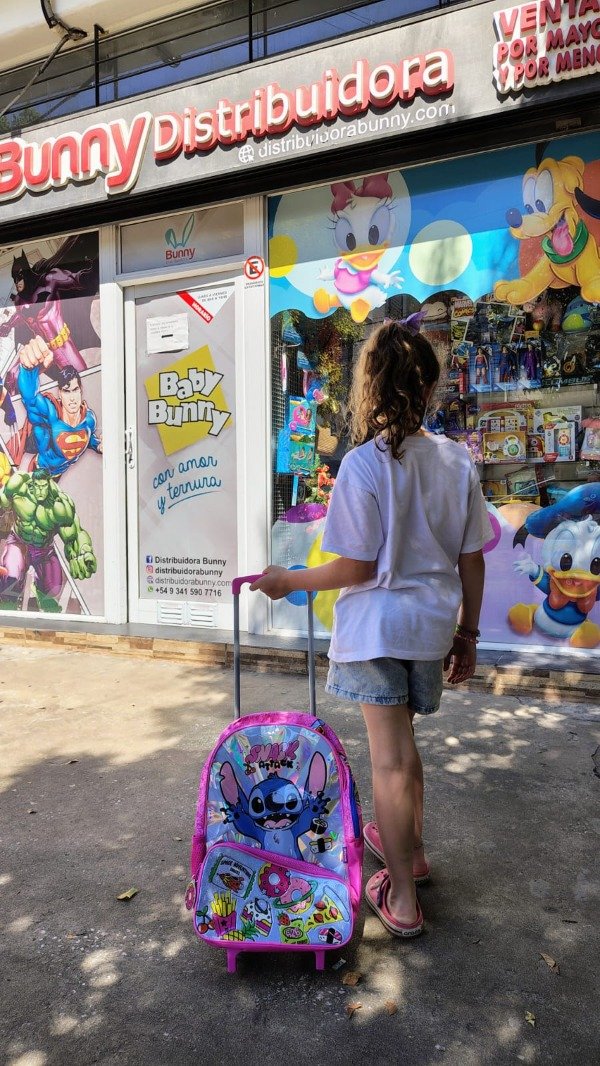 Producto - Stitch Snacks - Mochila 16" Carro