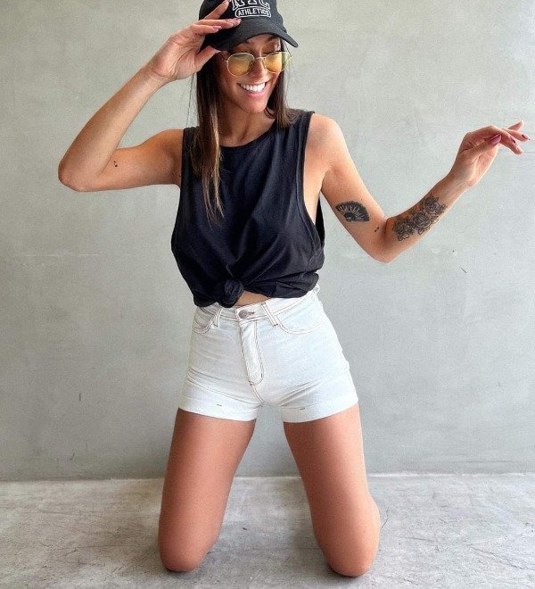 Producto - SHORT LONEY TIRO ALTO ELASTIZADO