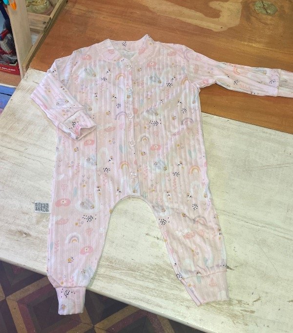 Producto - Enterito de morley con botones talle 3 arcoíris rosa