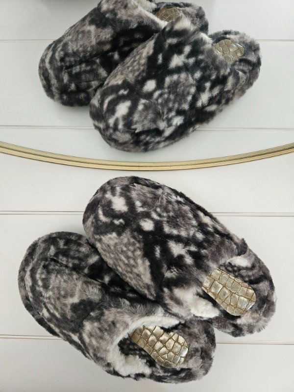 Producto - PANTUFLON PELUCHE