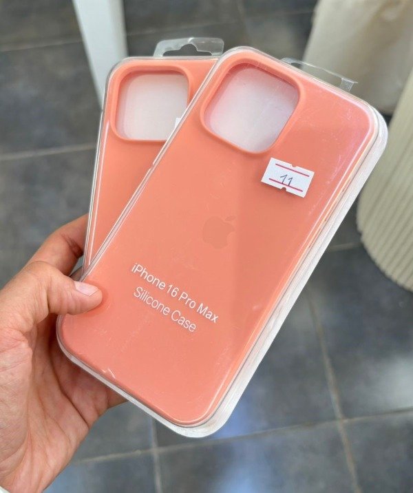 Producto - Silicone Case Durazno (IPhone 16 pro)