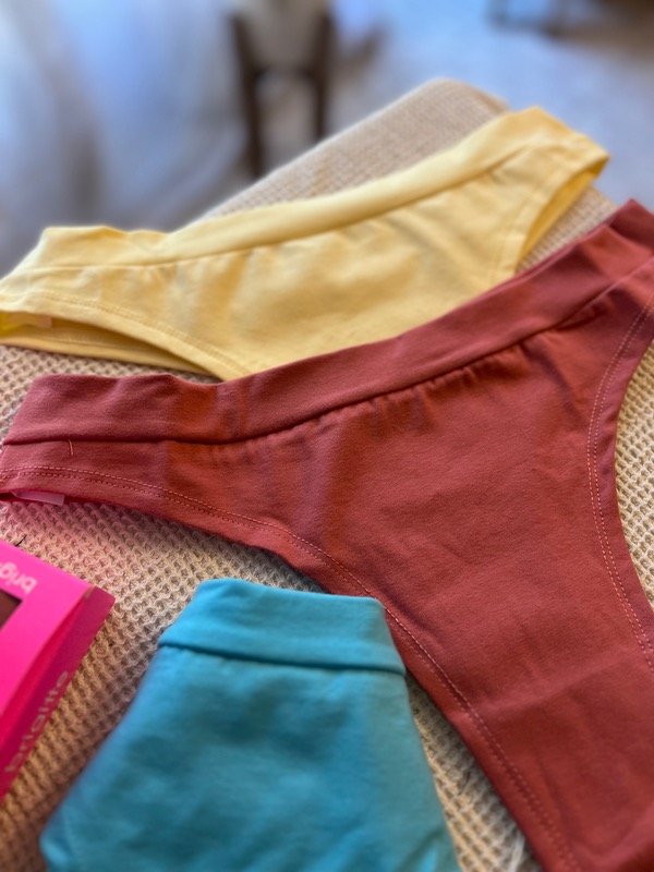 Producto - Pack x 3 colaless brigitte b40