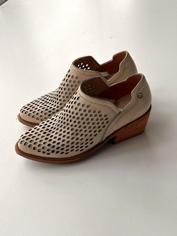 Producto - Bota Hipu Blanca