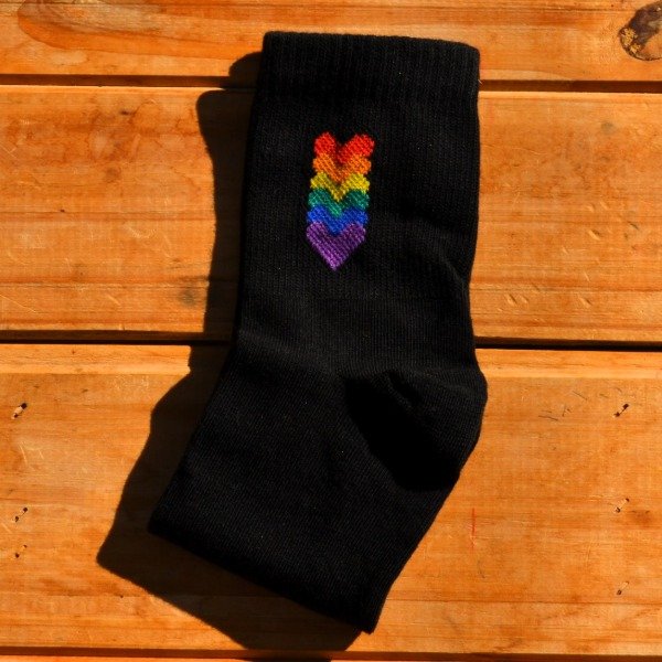 Producto - Tenis Corazones multicolor - Base negra