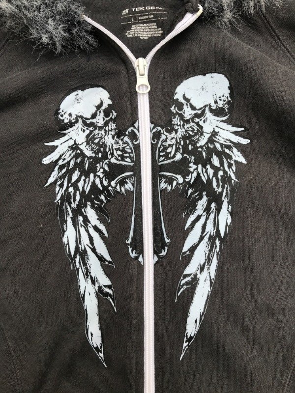 Producto - Fur graphic zip Angel skull wings NUEVA! - 4