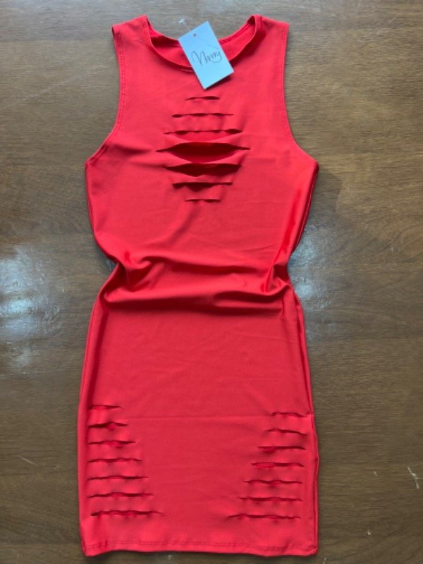 Producto - VESTIDO RECORTES