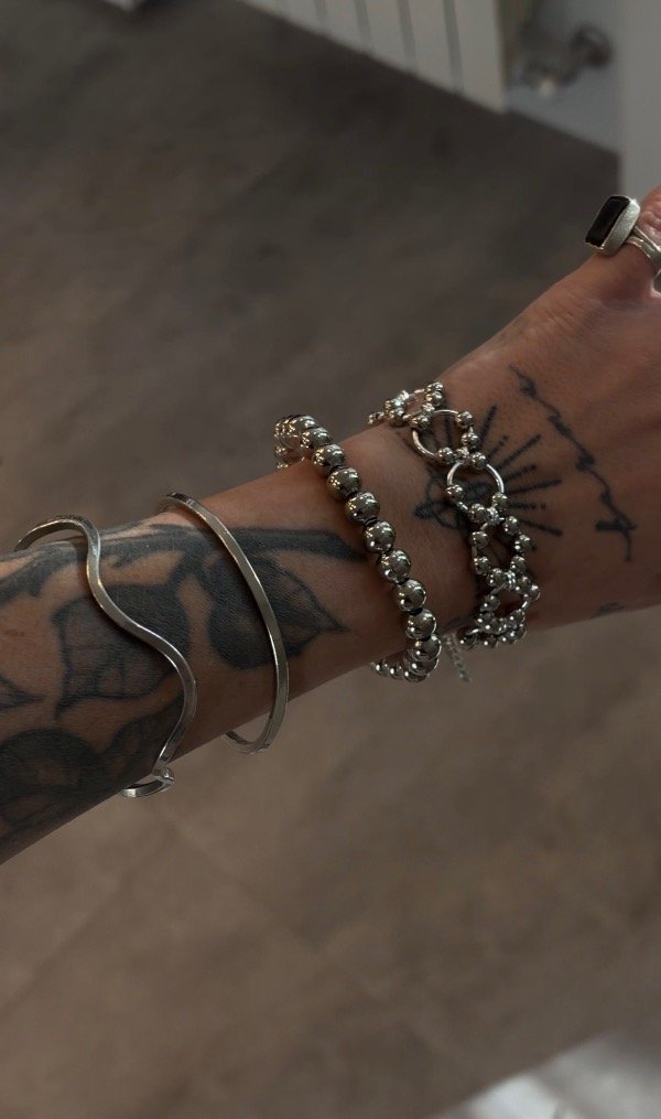 Producto - PULSERAS CÍRCULOS Y PERLAS RÍGIDA (3 y 4)