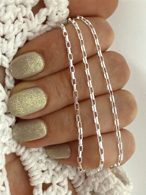 Producto - CB579 Cadena box fina acero blanco