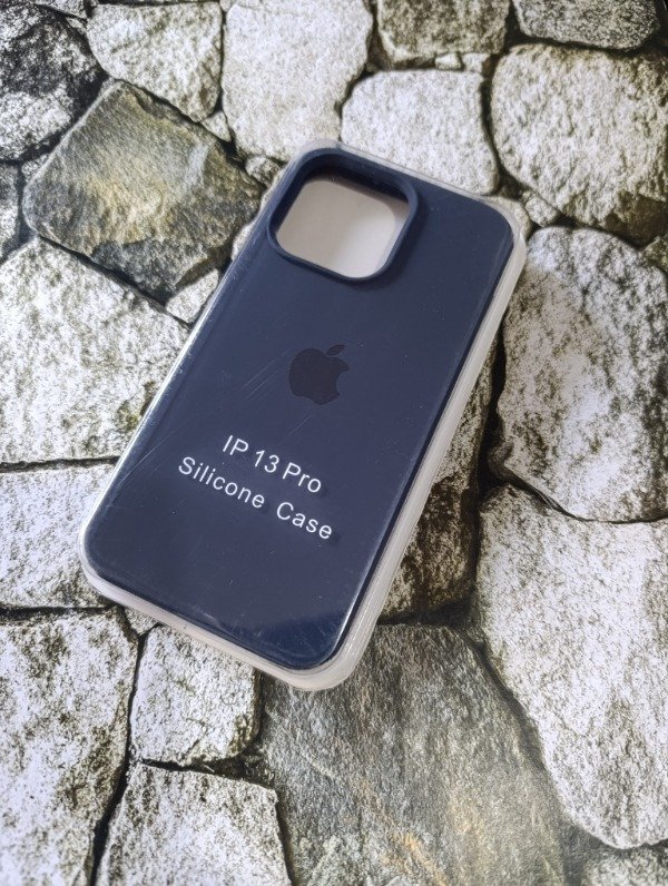 Producto - Funda silicone case con logo Iphone 13 Pro azul oscuro