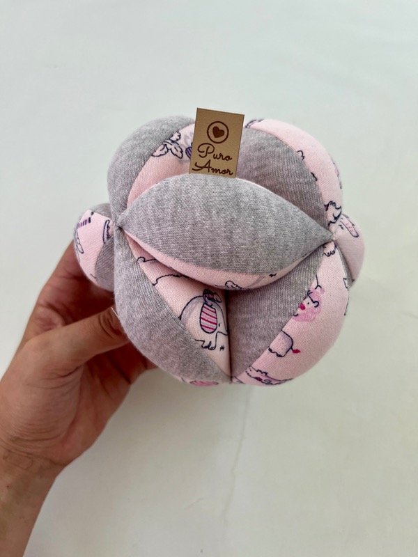 Producto - Pelota rosa y gris