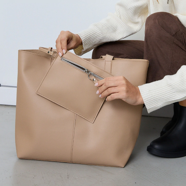 Producto - Tote Nadine sintético Visón