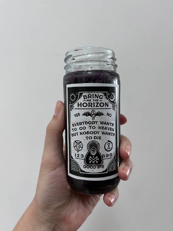 Producto - Vela BMTH ouija