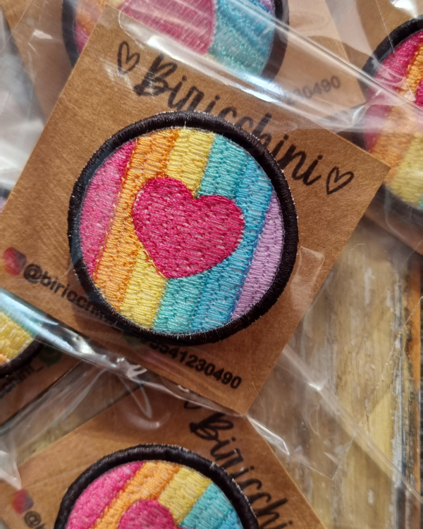 Producto - Pines Personalizados  - "Corazón Multicolor" - 1