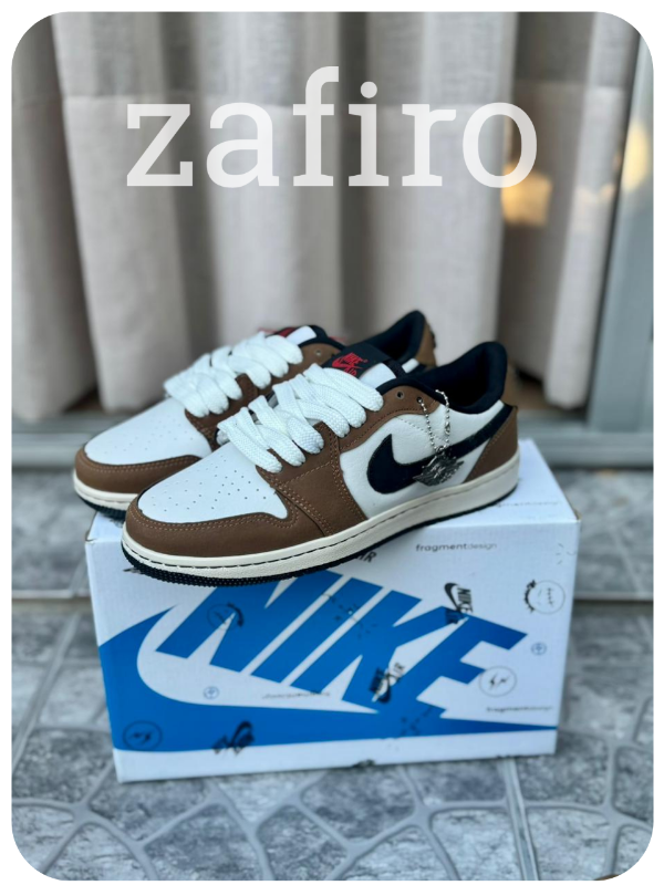 Producto - Nike Dunk Low Habano