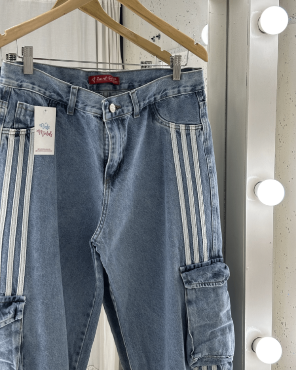 Producto - Jean Recto Lineas Blancas Bolsillo