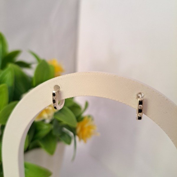 Producto - Aros Oval Cubic Negro 9 mm